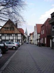 Heimatverein Warendorf: Blick in die Bülstraße, im Hintergrund die St. Laurentius Kirche